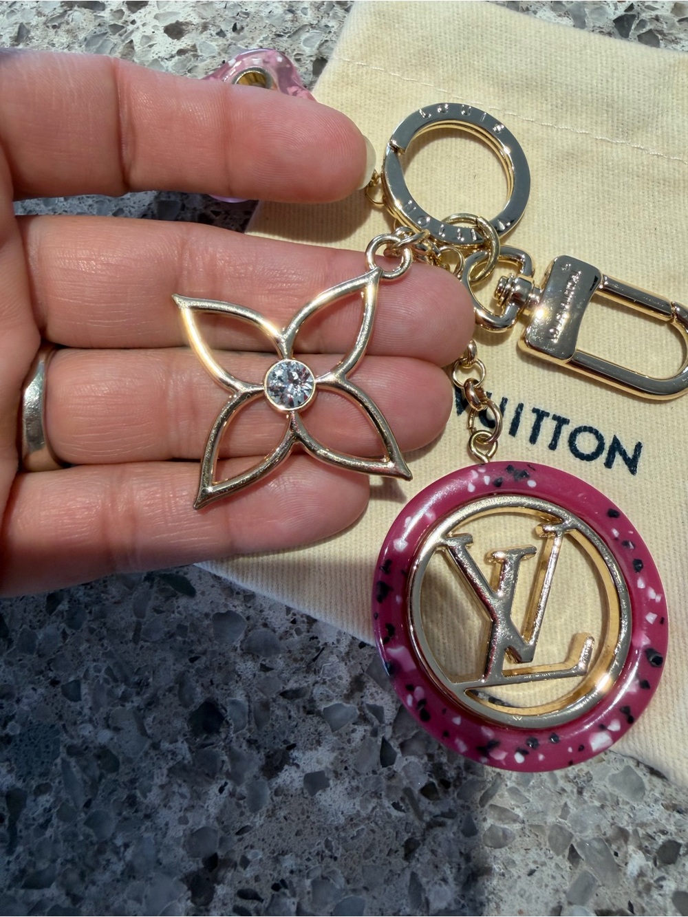 Louis Vuitton Pink & Gold Monogram Flower Key Holder Charm - Picture 8 of 14